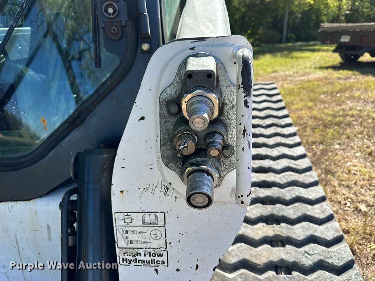 image for item NP9691 2016 Bobcat T650  tracked skid steer loader