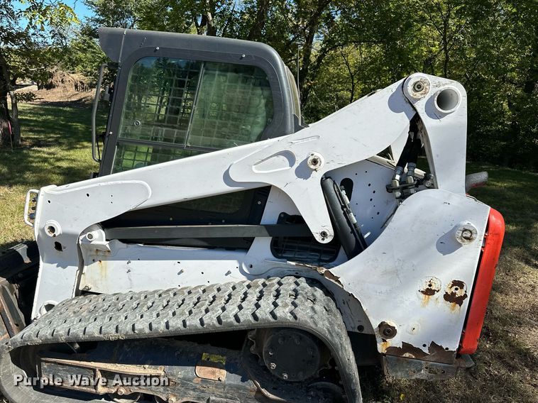image for item NP9691 2016 Bobcat T650  tracked skid steer loader