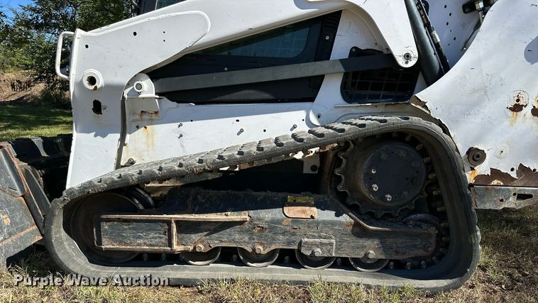 image for item NP9691 2016 Bobcat T650  tracked skid steer loader