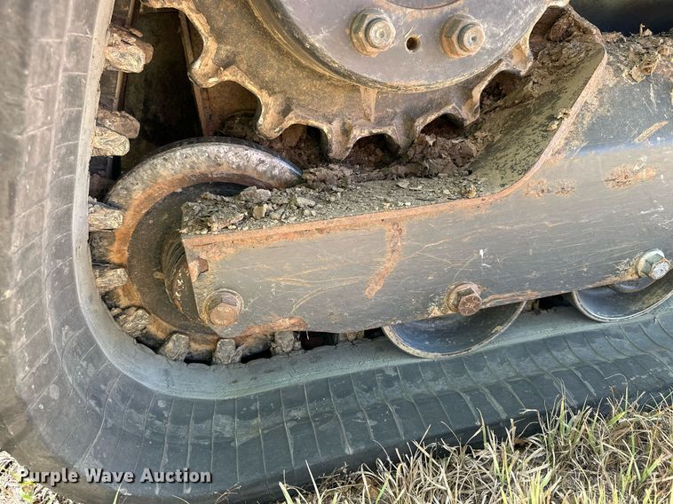 image for item NP9691 2016 Bobcat T650  tracked skid steer loader