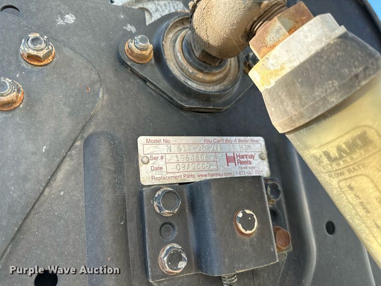 image for item NQ9343 2010 Freightliner Business Class M2  crane truck