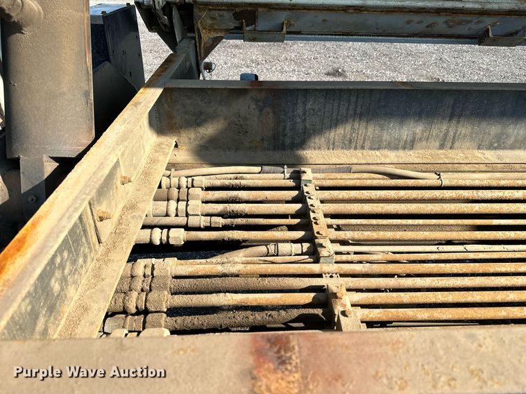 image for item NQ9343 2010 Freightliner Business Class M2  crane truck