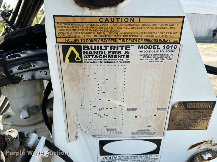 image for item NQ9343 2010 Freightliner Business Class M2  crane truck