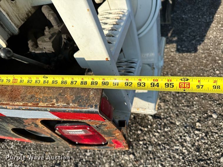 image for item NQ9343 2010 Freightliner Business Class M2  crane truck