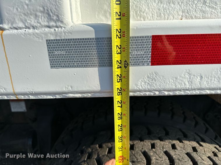 image for item NQ9343 2010 Freightliner Business Class M2  crane truck