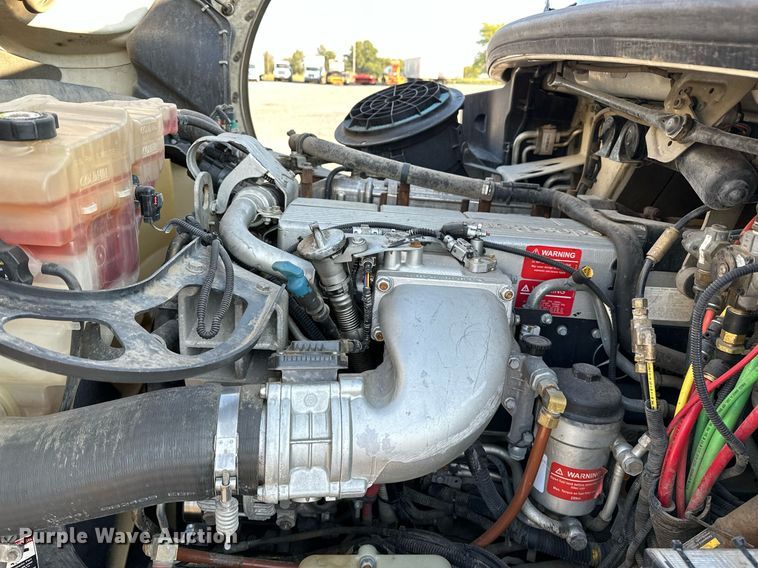 image for item NQ9343 2010 Freightliner Business Class M2  crane truck