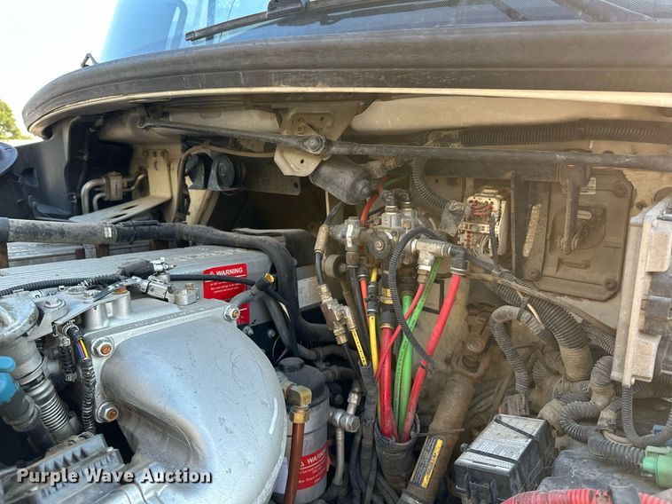 image for item NQ9343 2010 Freightliner Business Class M2  crane truck