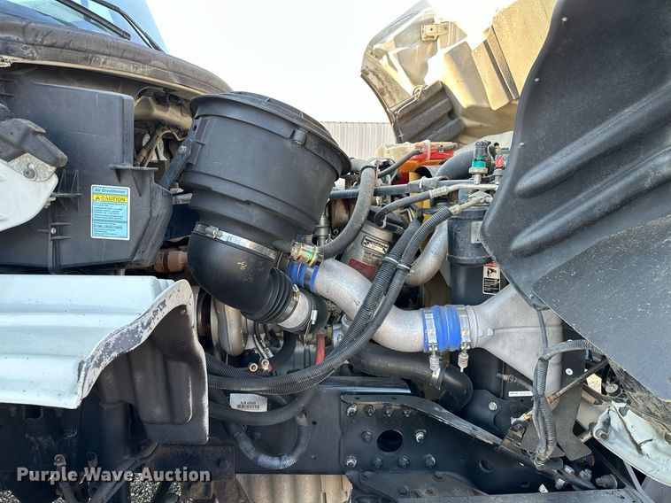 image for item NQ9343 2010 Freightliner Business Class M2  crane truck