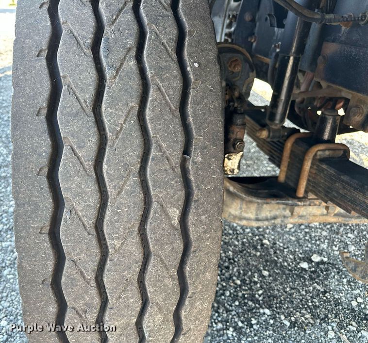 image for item NQ9343 2010 Freightliner Business Class M2  crane truck