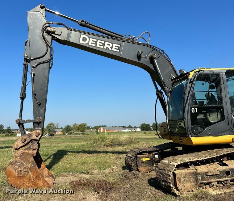 image for item NQ9344 2012 John Deere 160D LC  excavator