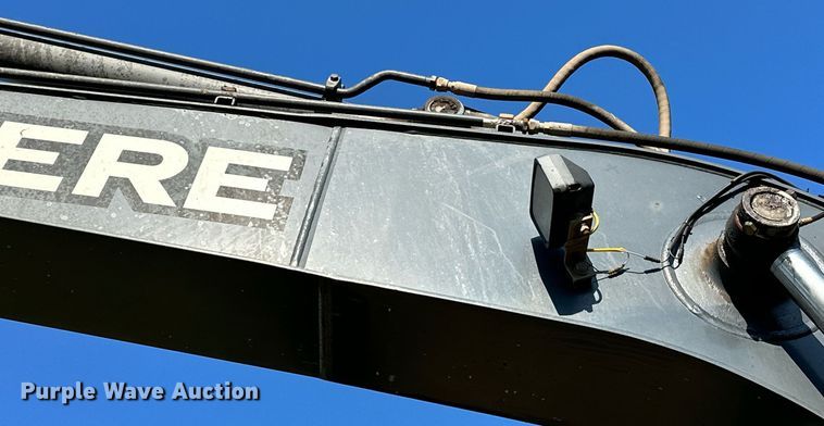 image for item NQ9344 2012 John Deere 160D LC  excavator