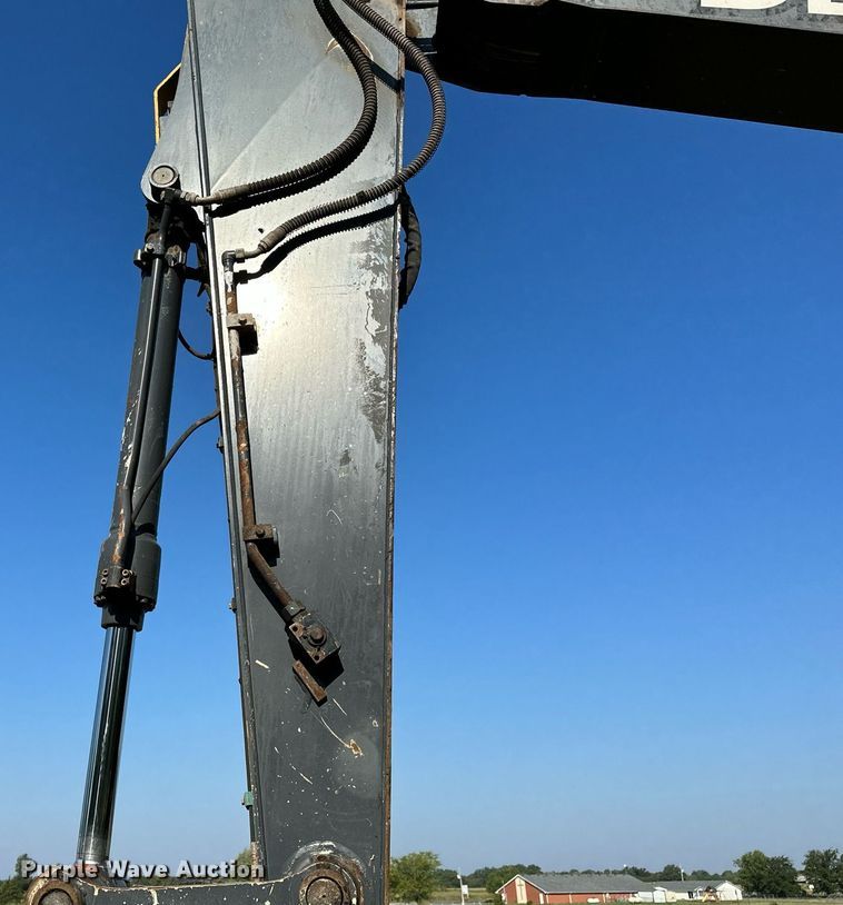 image for item NQ9344 2012 John Deere 160D LC  excavator