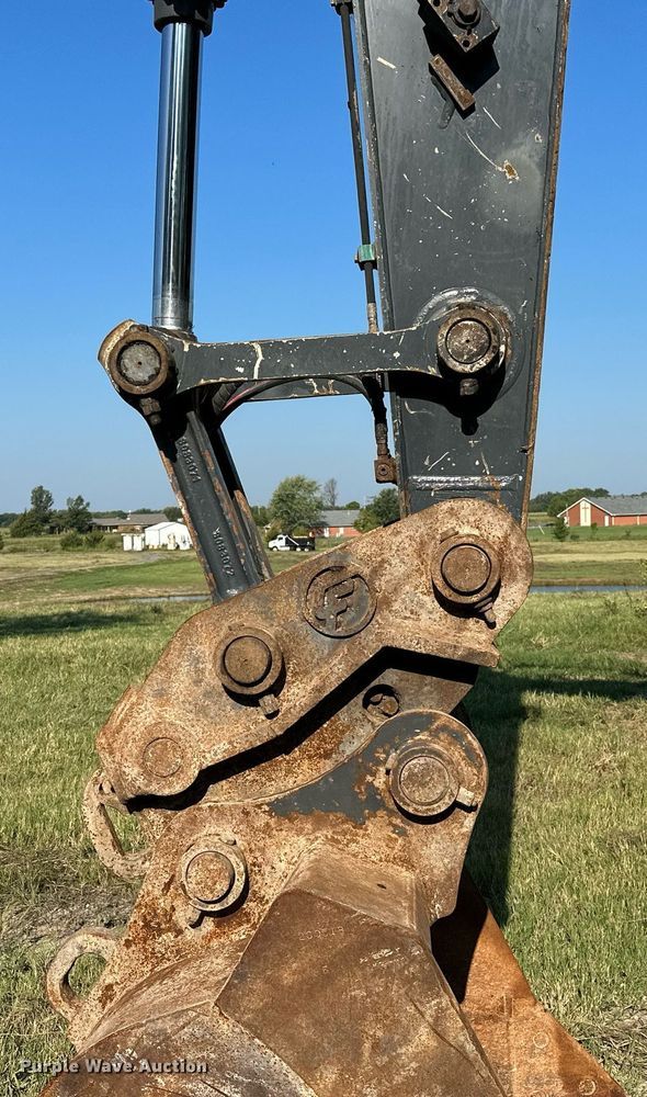 image for item NQ9344 2012 John Deere 160D LC  excavator