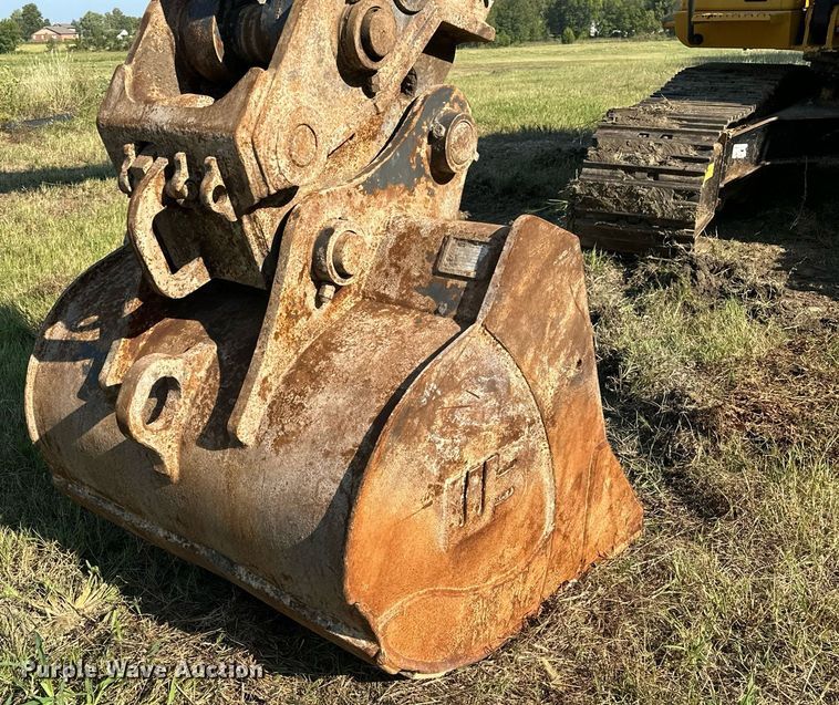 image for item NQ9344 2012 John Deere 160D LC  excavator