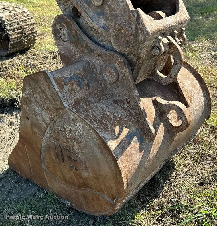 image for item NQ9344 2012 John Deere 160D LC  excavator