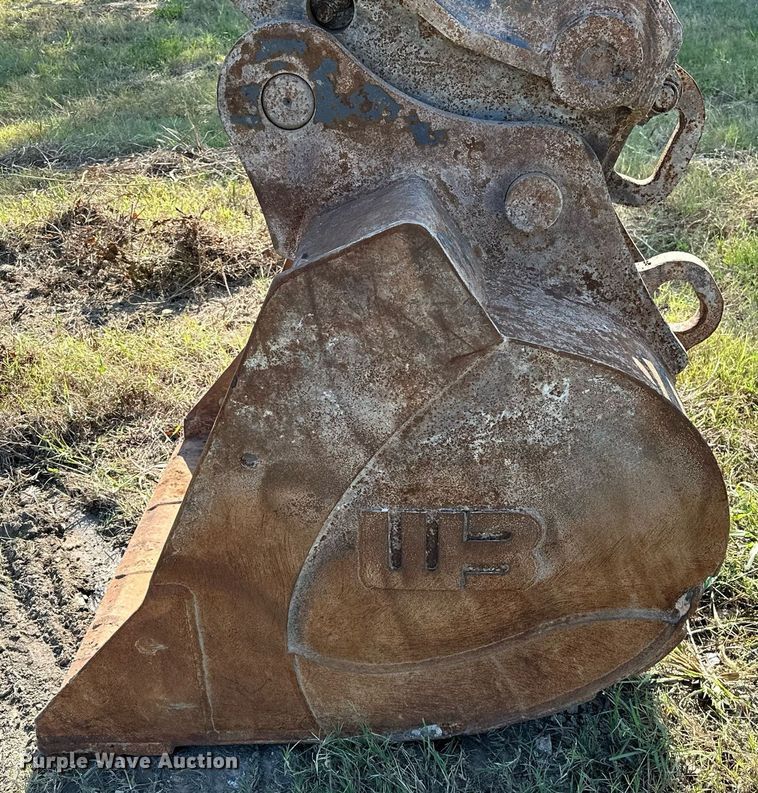 image for item NQ9344 2012 John Deere 160D LC  excavator