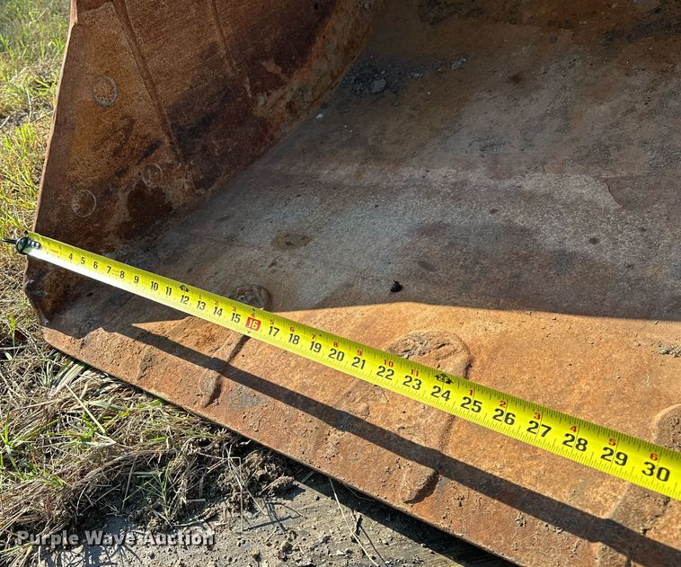 image for item NQ9344 2012 John Deere 160D LC  excavator