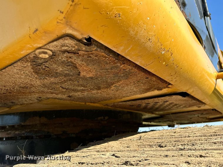 image for item NQ9344 2012 John Deere 160D LC  excavator