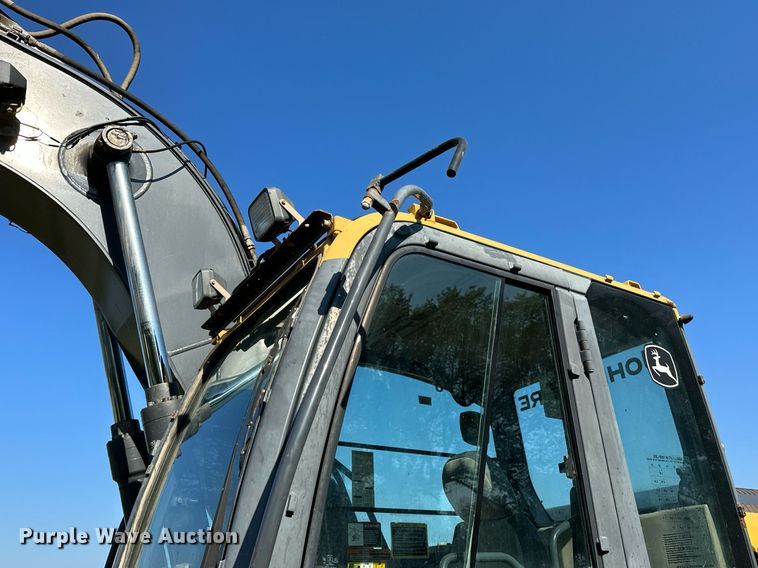 image for item NQ9344 2012 John Deere 160D LC  excavator