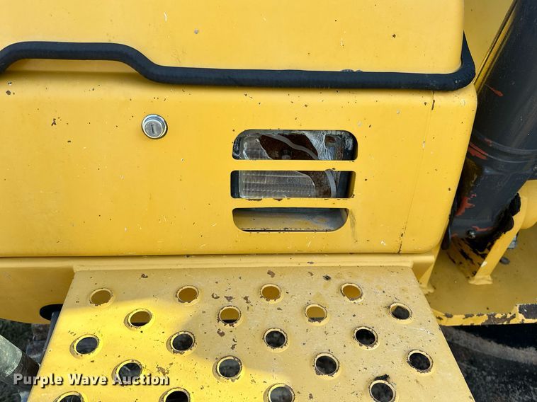 image for item NQ9344 2012 John Deere 160D LC  excavator