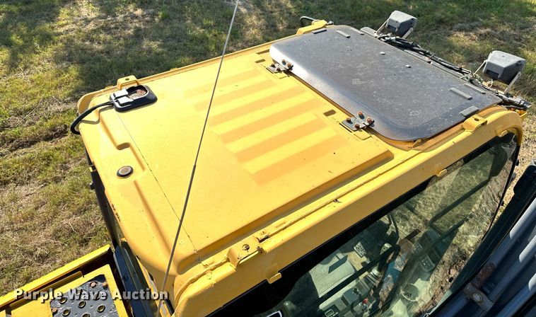 image for item NQ9344 2012 John Deere 160D LC  excavator