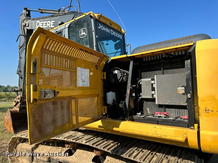 image for item NQ9344 2012 John Deere 160D LC  excavator