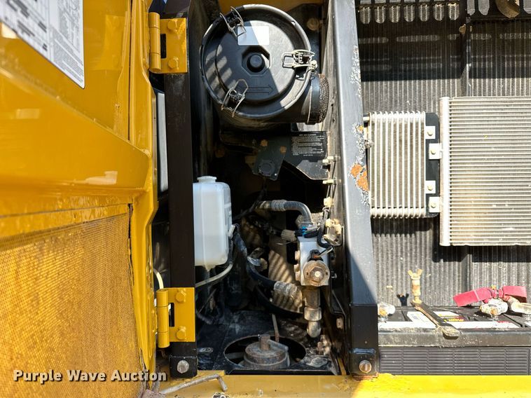 image for item NQ9344 2012 John Deere 160D LC  excavator