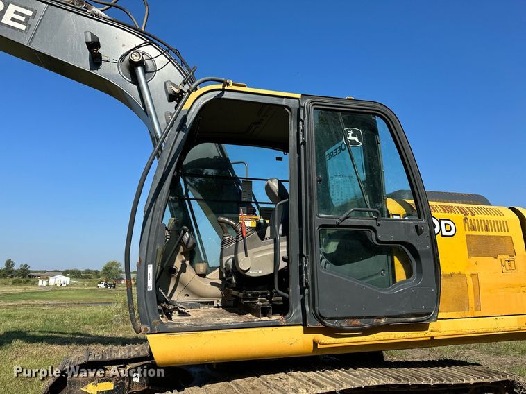 image for item NQ9344 2012 John Deere 160D LC  excavator