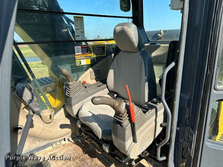 image for item NQ9344 2012 John Deere 160D LC  excavator