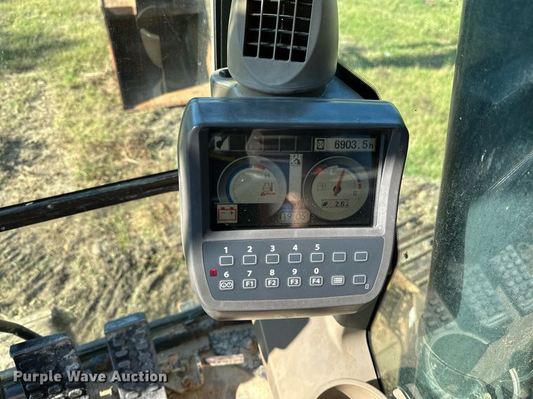 image for item NQ9344 2012 John Deere 160D LC  excavator