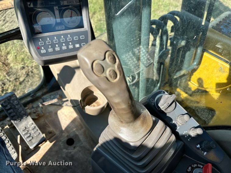 image for item NQ9344 2012 John Deere 160D LC  excavator