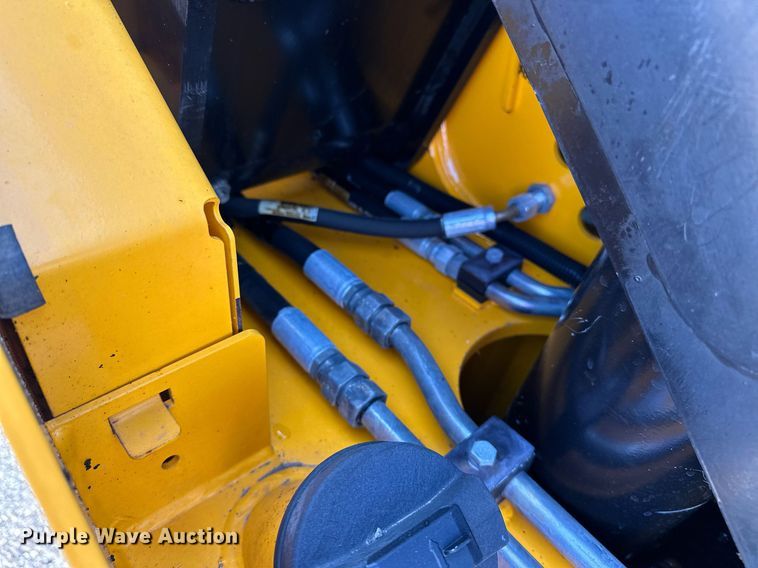 image for item NQ9346 2012 JCB 260T Eco  tracked skid steer loader