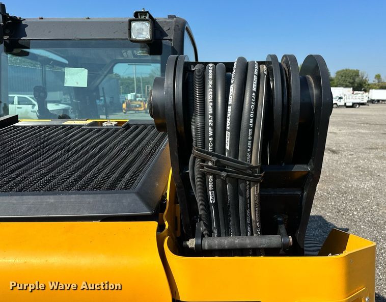 image for item NQ9346 2012 JCB 260T Eco  tracked skid steer loader