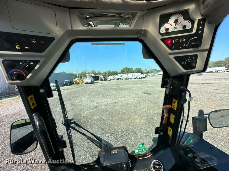 image for item NQ9346 2012 JCB 260T Eco  tracked skid steer loader