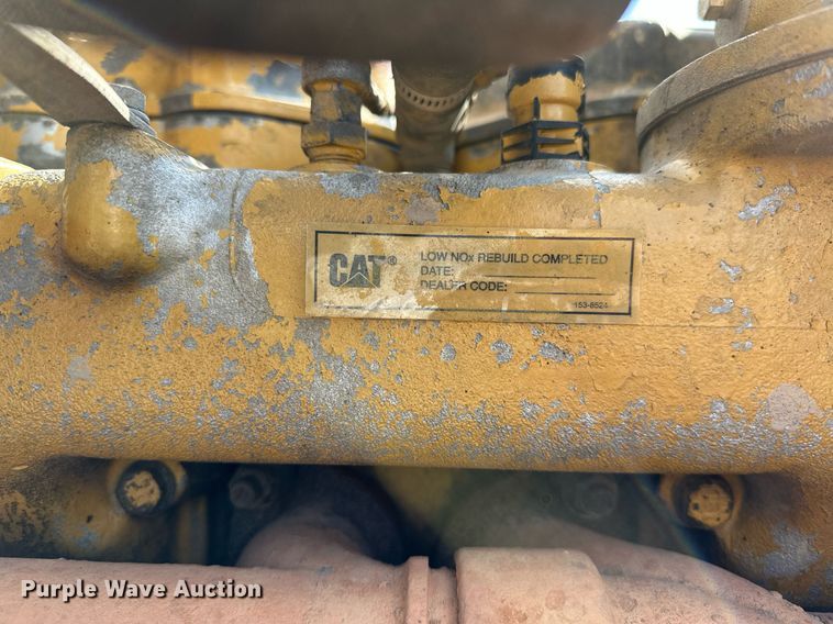 image for item NQ9364 1998 Peterbilt  379 vacuum/pump truck