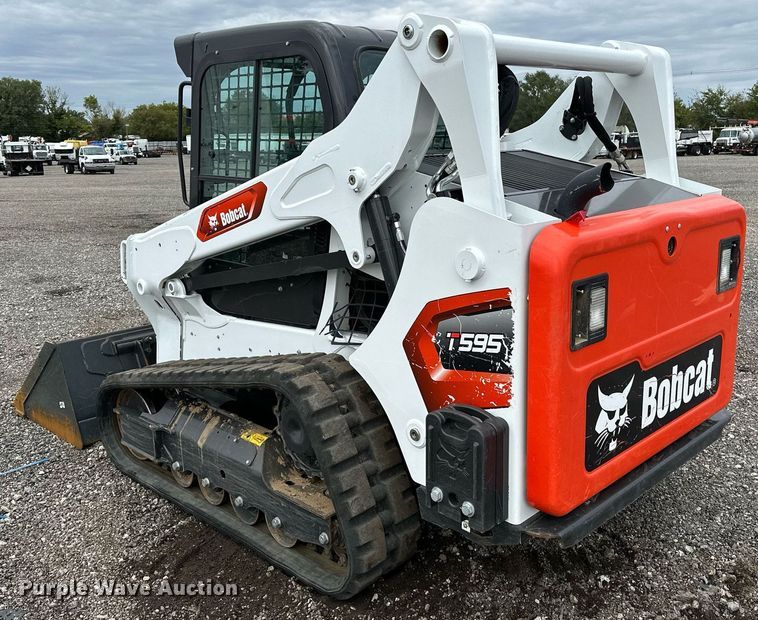 image for item NQ9407 2021 Bobcat T595  tracked skid steer loader