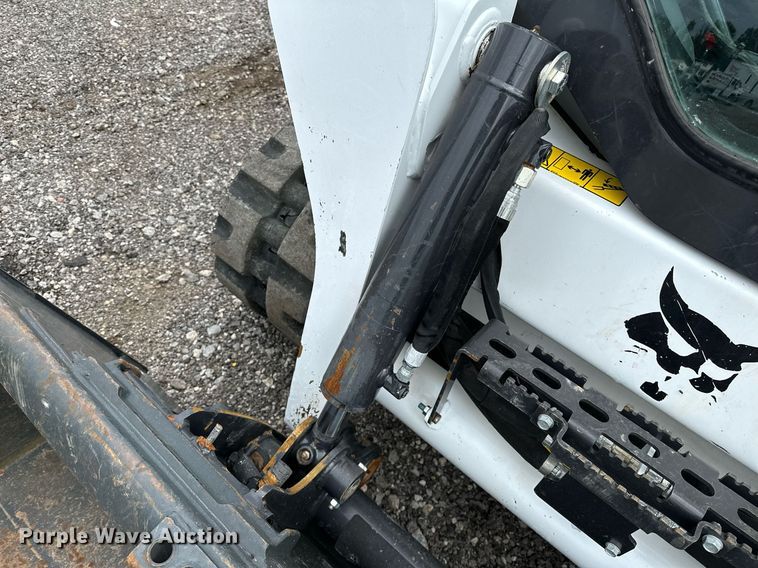 image for item NQ9407 2021 Bobcat T595  tracked skid steer loader