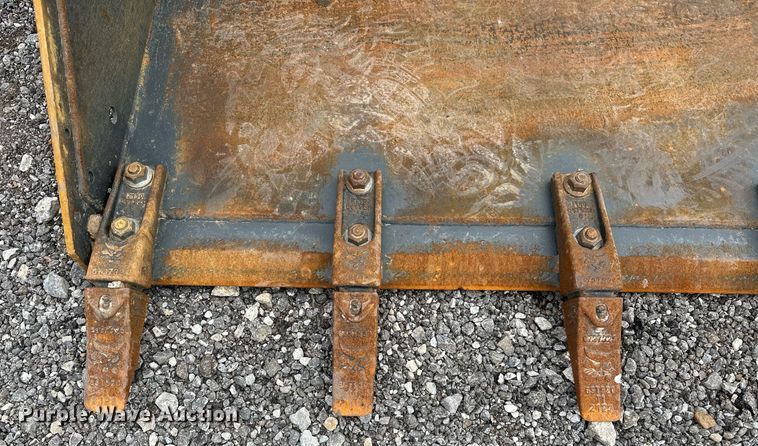 image for item NQ9407 2021 Bobcat T595  tracked skid steer loader