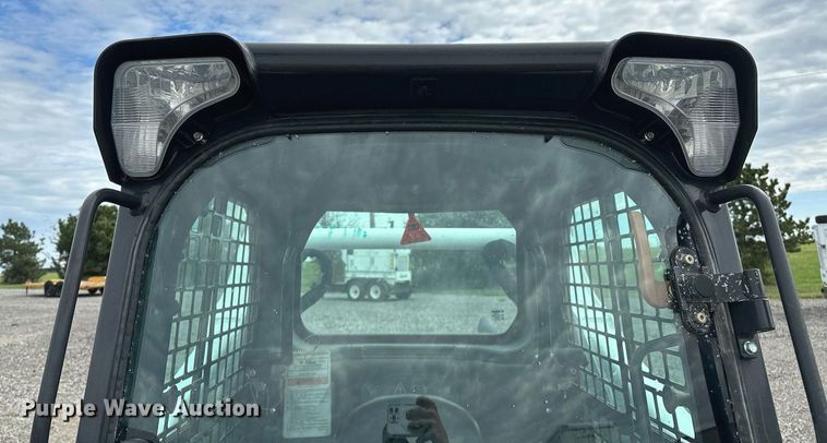 image for item NQ9407 2021 Bobcat T595  tracked skid steer loader