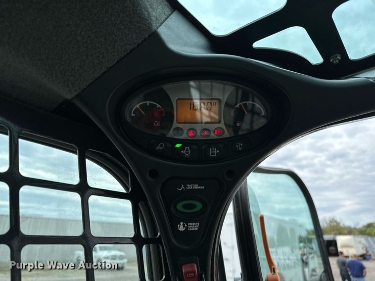 image for item NQ9407 2021 Bobcat T595  tracked skid steer loader