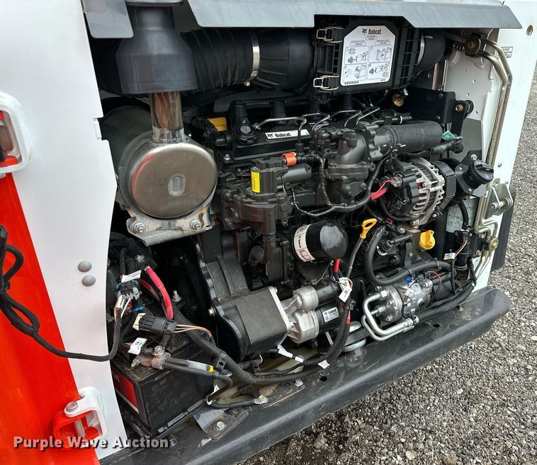 image for item NQ9407 2021 Bobcat T595  tracked skid steer loader