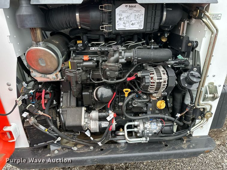 image for item NQ9407 2021 Bobcat T595  tracked skid steer loader