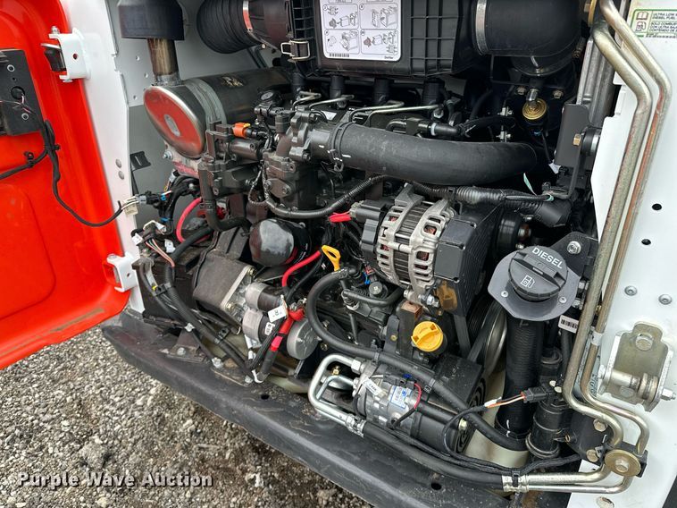 image for item NQ9407 2021 Bobcat T595  tracked skid steer loader