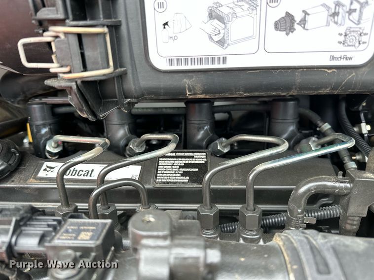 image for item NQ9407 2021 Bobcat T595  tracked skid steer loader