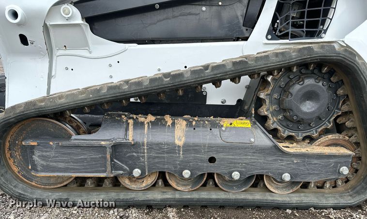 image for item NQ9407 2021 Bobcat T595  tracked skid steer loader