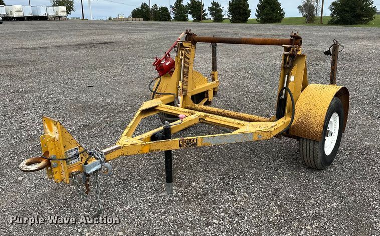 image for item NQ9413 1999 Butler HWS-3  reel trailer