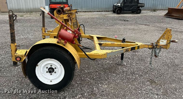 image for item NQ9413 1999 Butler HWS-3  reel trailer