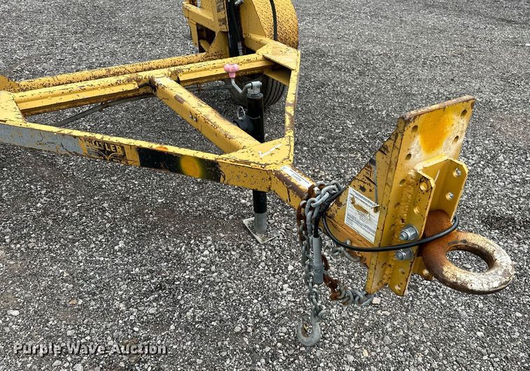 image for item NQ9413 1999 Butler HWS-3  reel trailer