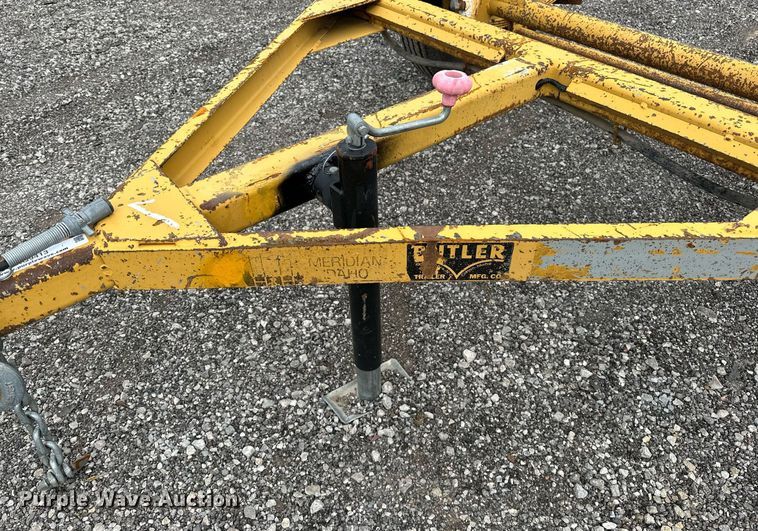 image for item NQ9413 1999 Butler HWS-3  reel trailer