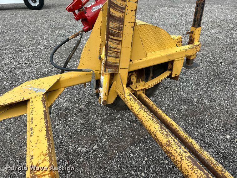 image for item NQ9413 1999 Butler HWS-3  reel trailer